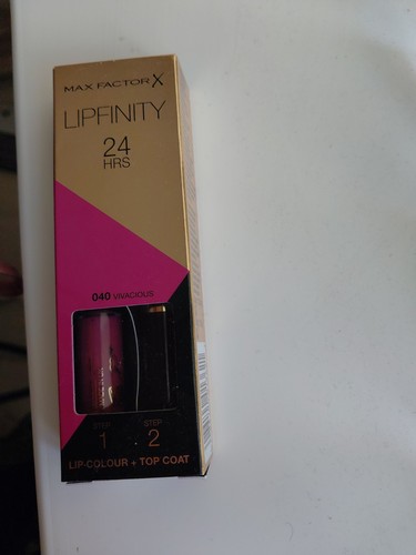 Max factor lipfinity hours - max,