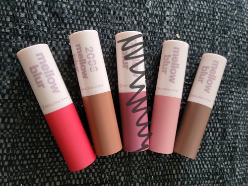 Max factor mellow blur - mellow,