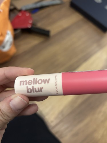 Max factor mellow - factor,